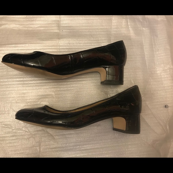 Talbots black Patent Leather block heel size 7 - Picture 2 of 8